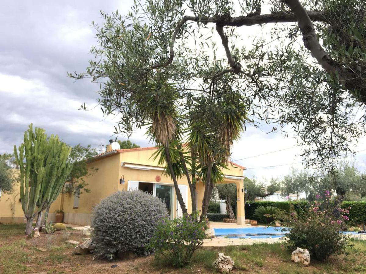 La Inopia Villa L'Ampolla Buitenkant foto