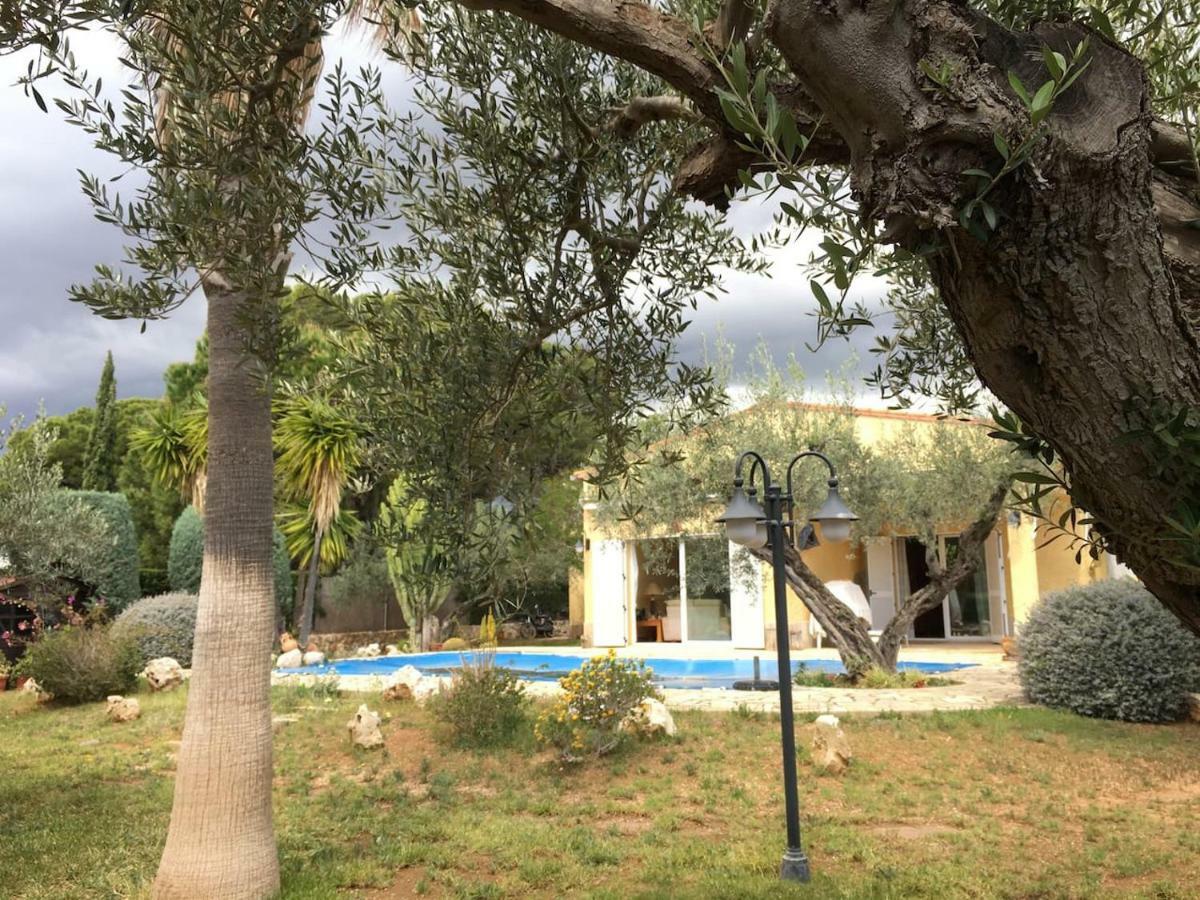 La Inopia Villa L'Ampolla Buitenkant foto
