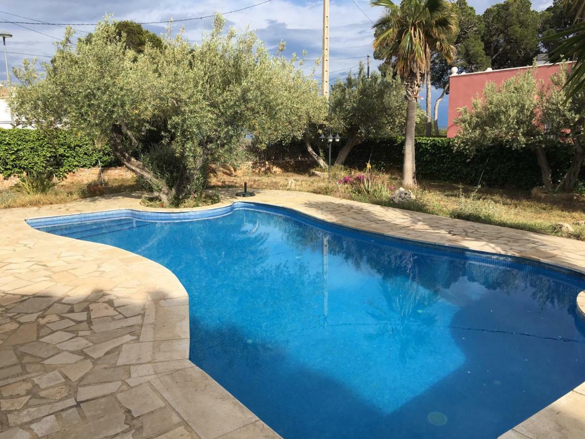 La Inopia Villa L'Ampolla Buitenkant foto