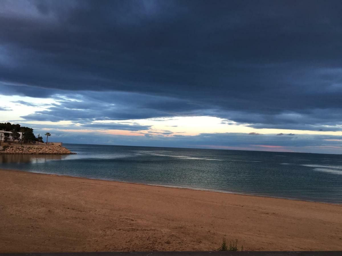 La Inopia Villa L'Ampolla Buitenkant foto